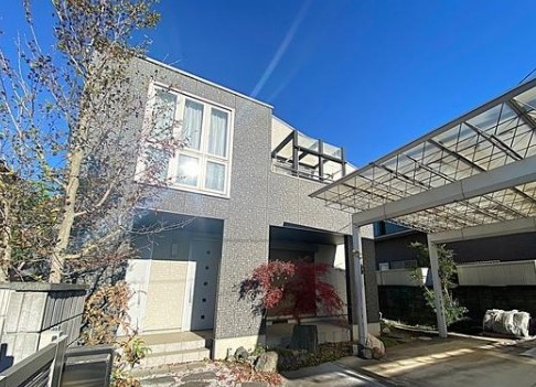 【二世帯住宅】鶴ヶ島市藤金中古住宅の外観|敷地69坪の陽当り良好物件です！