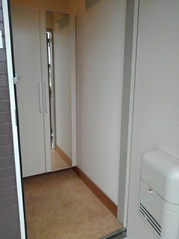 クレセントの玄関|落ち着いた玄関です