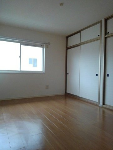 クレセントの内装|内装もきれいです