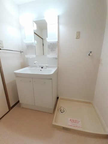 クレセントの洗面所|広い洗面スペース