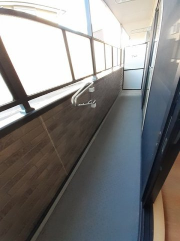 レジデンス・ノンノサンのバルコニー|バルコニーがあります