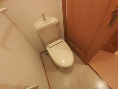 【トイレ】 | ラフレシ－ル三日市