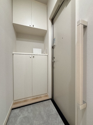 【玄関】 | カーサ・ソンリエンテ | ゆったりとした玄関です