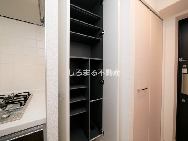 スワンズシティ中之島クロスの収納