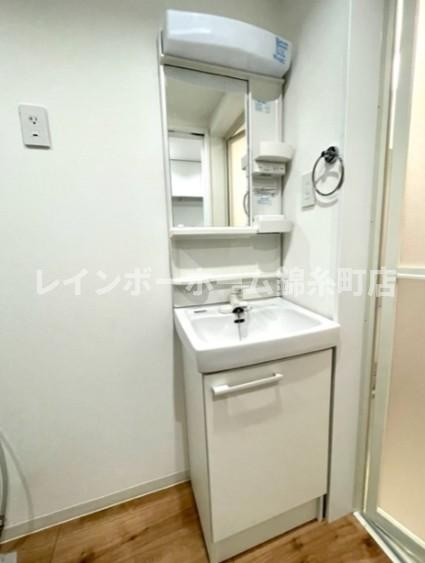 ファイン・コートの独立洗面台