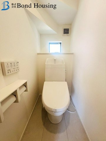 「南間口」「長期優良住宅」 玉津町今津 限定1棟のトイレ