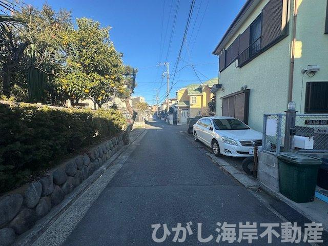 藤沢市辻堂5丁目　新築戸建の前面道路含む現地写真|1月29日撮影　建築中　前面道路