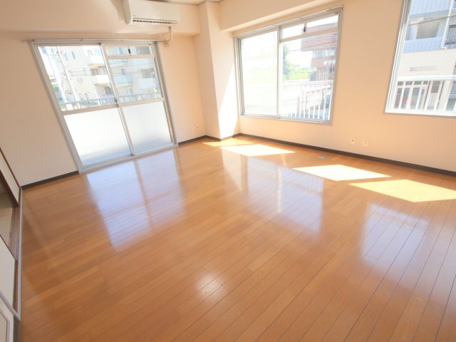 メゾン・デ・アムールの居間・リビング