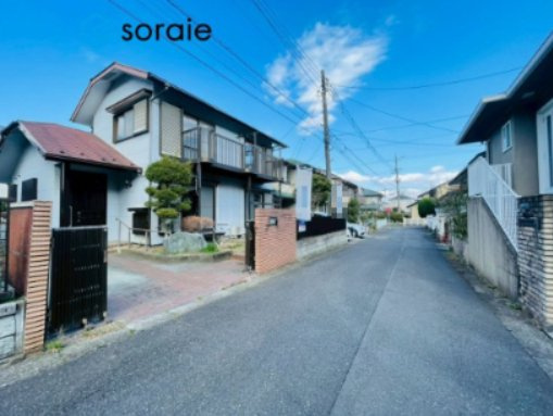 日高市武蔵台　中古戸建の前面道路含む現地写真|3/16　撮影