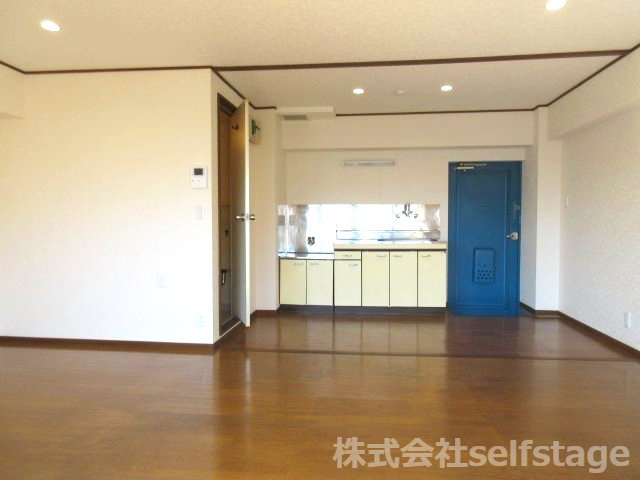 水入マンションの居間・リビング|（参考画像）画像は他部屋です