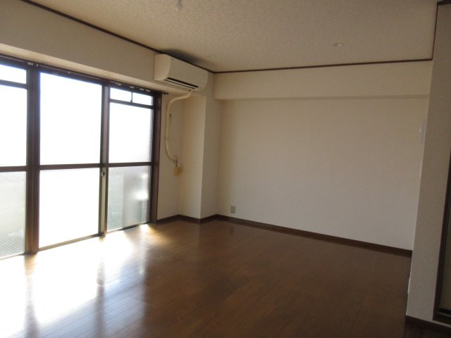 水入マンションの居間・リビング|（参考画像）画像は他部屋です