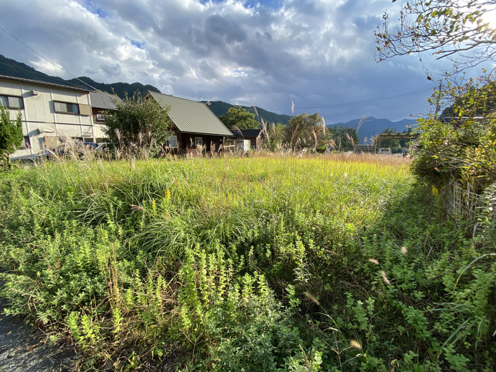丹波市青垣町口塩久の売地の外観