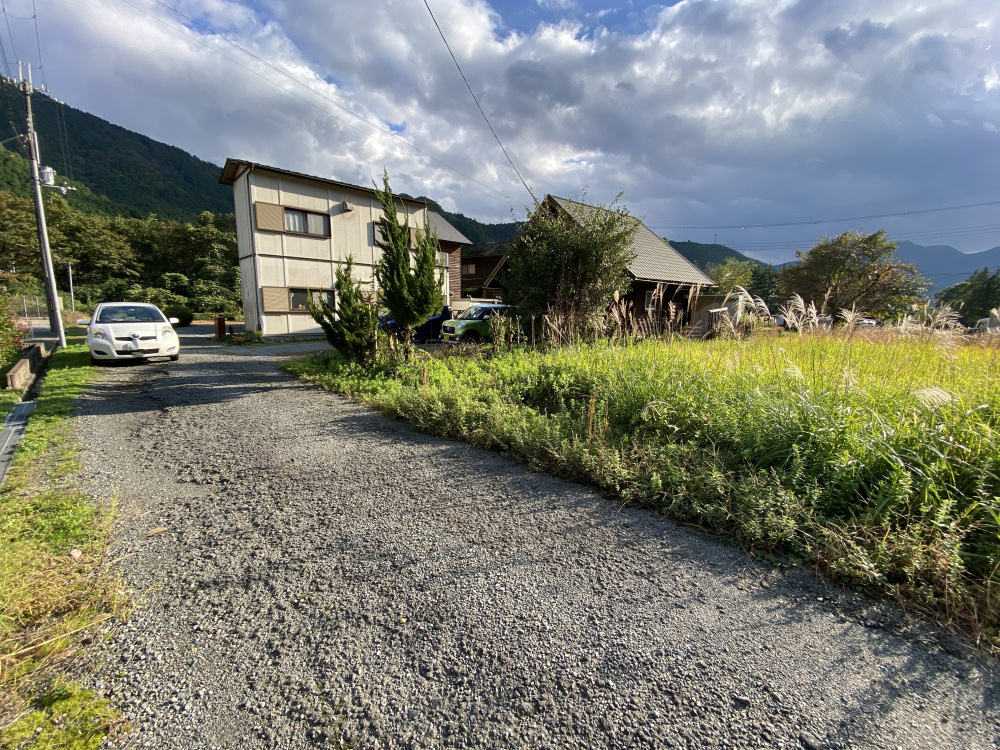丹波市青垣町口塩久の売地の外観