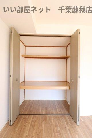 ヴィラージュ　Ｄの収納|たっぷりとした収納スペースです