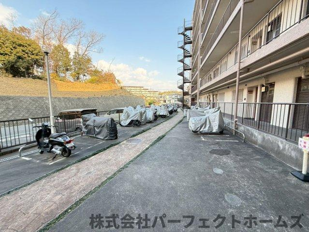 【駐輪場】の画像