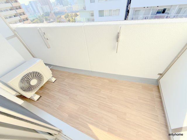 AFFLUENCE難波　仲介手数料無料のバルコニー