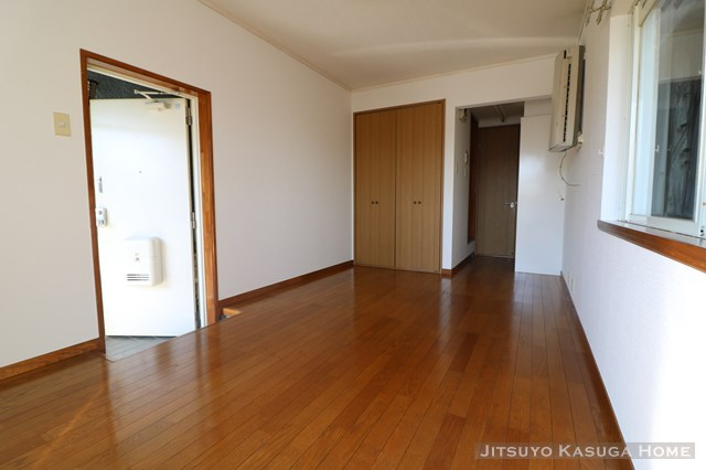 【居間・リビング】