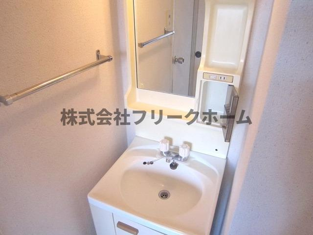 トリヴァンベール武蔵野の洗面所