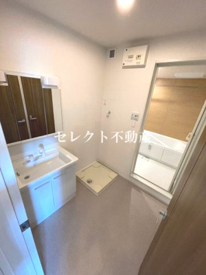 【洗面所】 | ベルフルール・ドレⅡ | 【ベルフルール・ドレⅡ】コンパクトで使いやすい洗面所