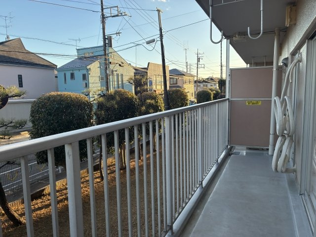 コープ野村相模大野台　1階部分のバルコニー