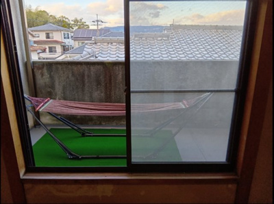 【洋室】 | 春の丘とキンモクセイ