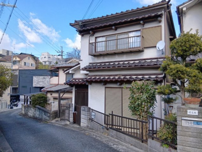 【外観】 | 春の丘とキンモクセイ