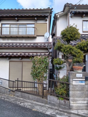 【外観】 | 春の丘とキンモクセイ