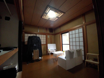 【周辺】 | 春の丘とキンモクセイ