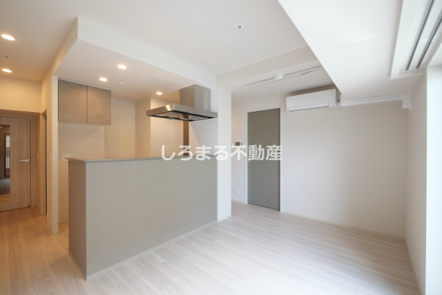 アーバネックス天満橋Frontの居間・リビング