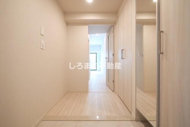 アーバネックス天満橋Frontの玄関