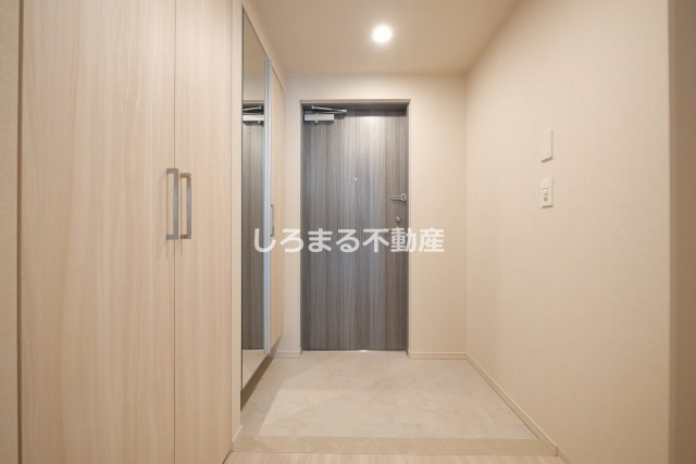 アーバネックス天満橋Frontの玄関