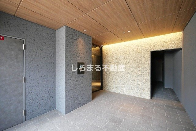 アーバネックス天満橋Frontのエントランス