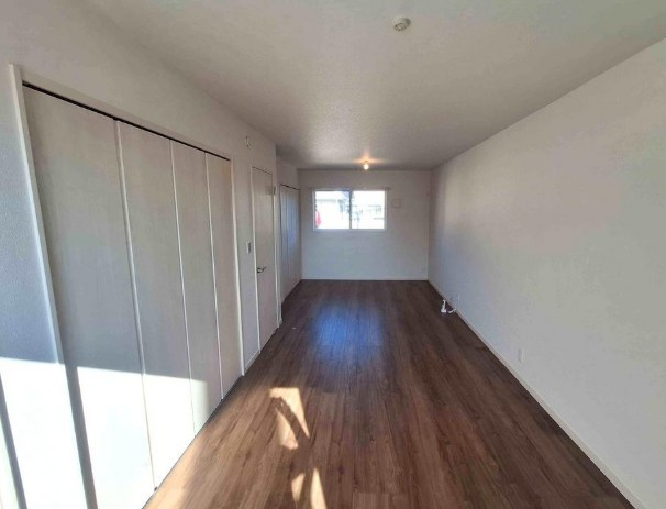 【中古】坂戸市泉町リフォーム中古住宅の洋室|2F 12帖洋室です！ライフスタイルによって２部屋に分けることが出来ます！