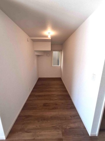 【中古】坂戸市泉町リフォーム中古住宅の洋室|書斎スペース