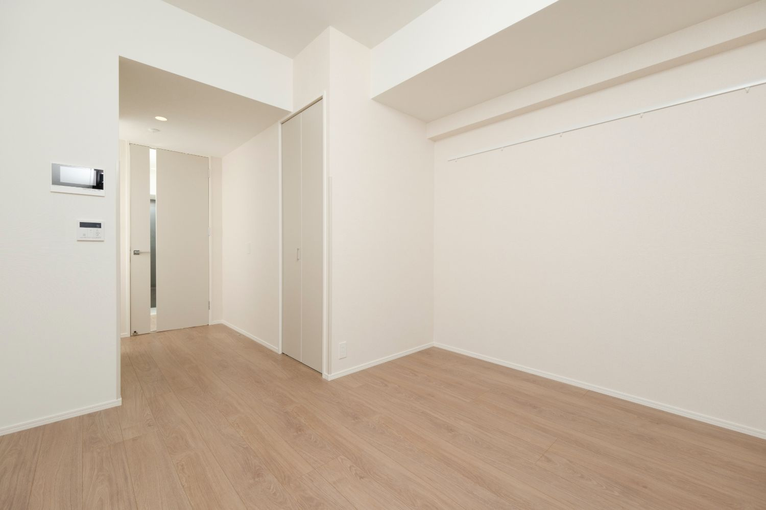 エンクレスト博多RIVERSIDEの居間・リビング|ゆったりとしたリビングです