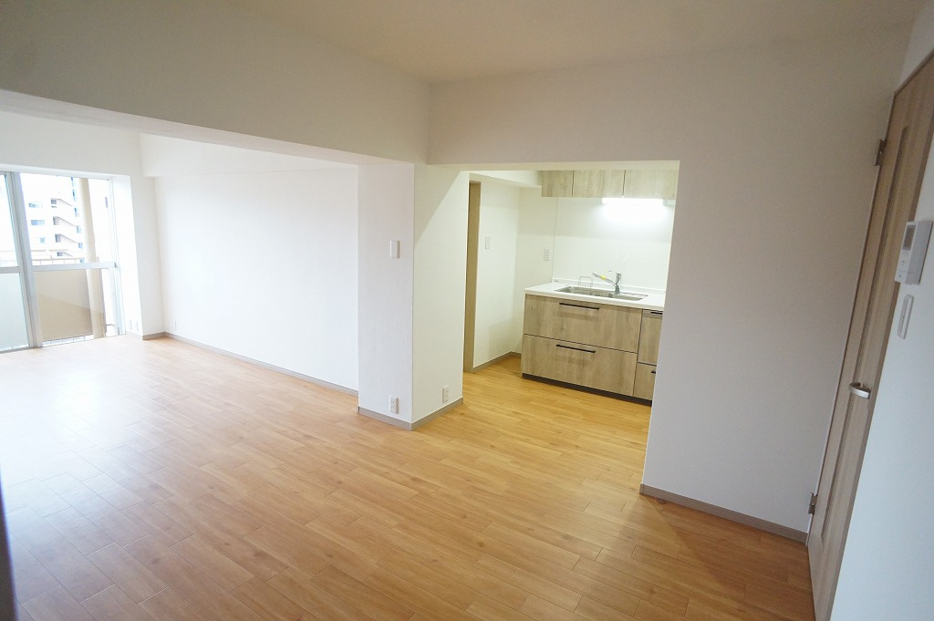 【居間・リビング】の画像