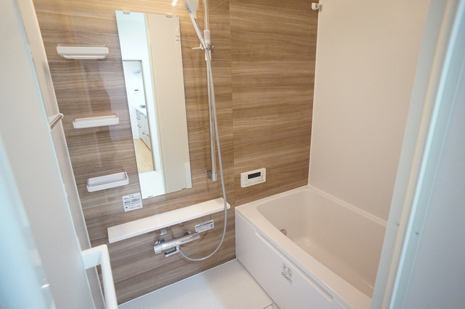 【浴室】 | 八戸ノ里グランドマンションB棟 | ユニットバス新調☆追炊機能・浴室乾燥機完備です☆