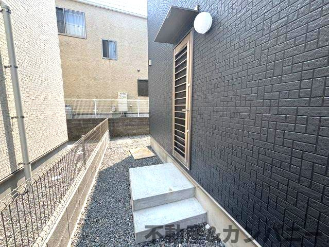 鴨川3丁目の新築のおうち①　松山市鴨川3丁目新築戸建のその他|勝手口です