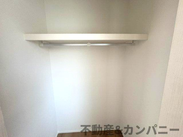 鴨川3丁目の新築のおうち①　松山市鴨川3丁目新築戸建の収納|収納豊富です