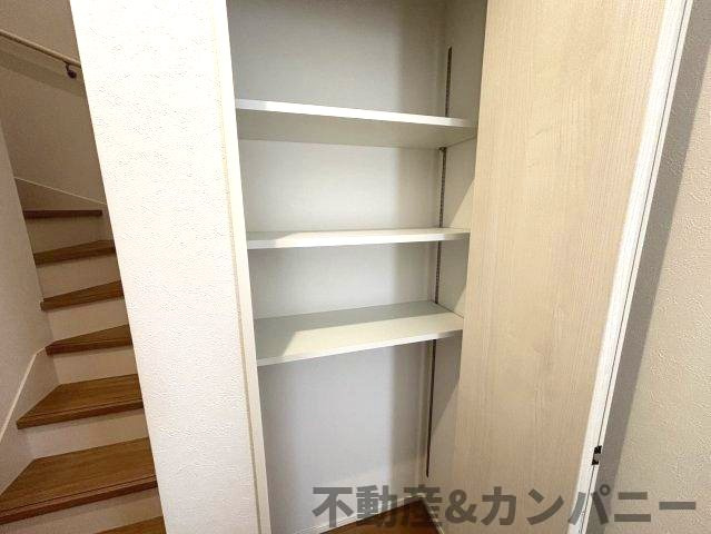 鴨川3丁目の新築のおうち①　松山市鴨川3丁目新築戸建の収納|大きなスペースがあり、収納には困りません