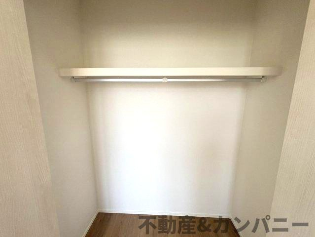 鴨川3丁目の新築のおうち①　松山市鴨川3丁目新築戸建の収納|たっぷりとした収納スペースです
