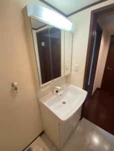 【独立洗面台】 | サンフォレスト | 嬉しい独立洗面台付き。