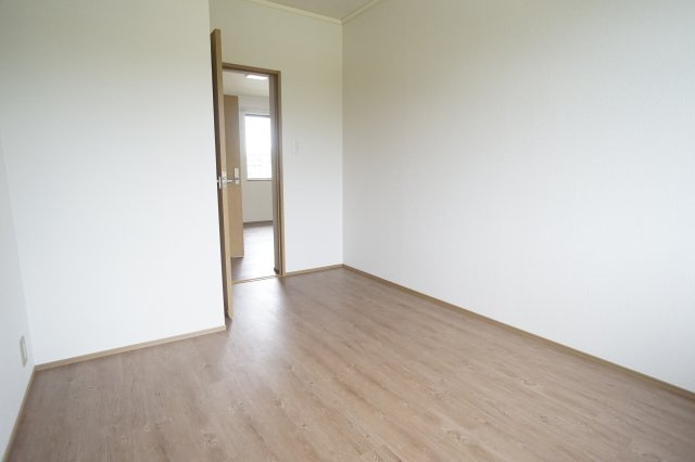 スカイハイツ喜里ヶ丘　Ｂ棟の居間・リビング