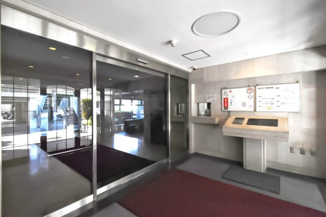 センターハイツ梅ヶ丘のエントランス|センターハイツ梅ヶ丘：オートロック付きなのでセキュリティも安心♪
