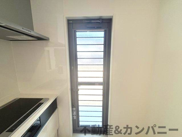 鴨川3丁目の新築のおうち②　松山市鴨川3丁目新築戸建のその他|勝手口です