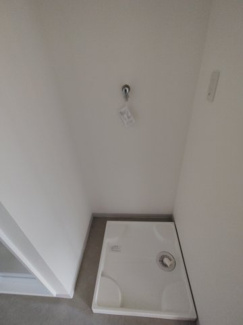 【ランドリースペース】 | 東急ドエル新検見川ビレジ2号棟 | ゆとりのあるスペースで、洗濯作業もスムーズです。