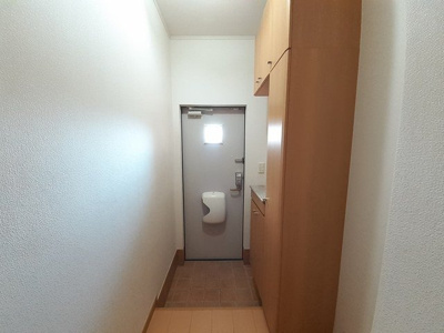 【玄関】 | セレノ・カーサ・Ｓ　Ⅱ | きれいな玄関です