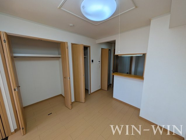 豊橋市下地町字境田のアパートの居間・リビング