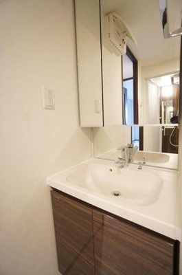 【洗面所】 | ＧＥＮＯＶＩＡ横浜鶴見市場ｓｋｙｇａｒｄｅｎ