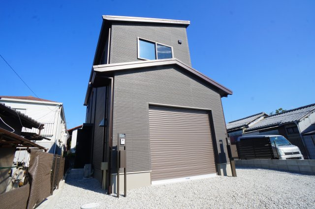 般若寺町戸建の外観